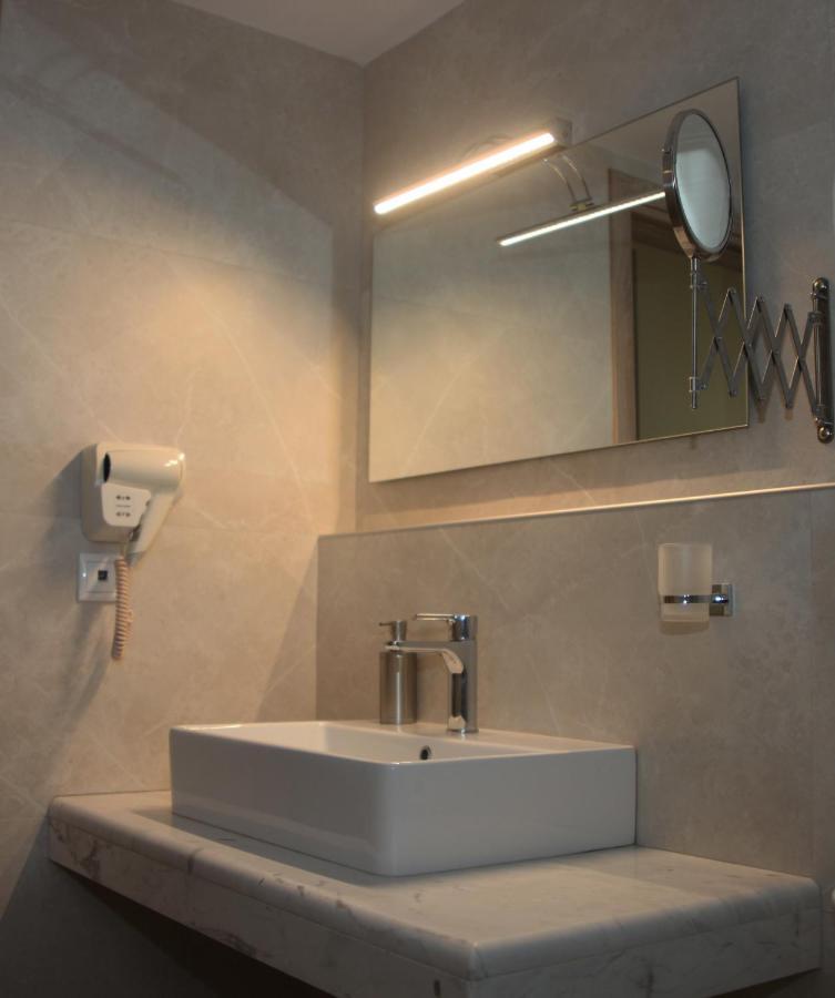 Hotel Apollon Filoxenia Corinth Zewnętrze zdjęcie